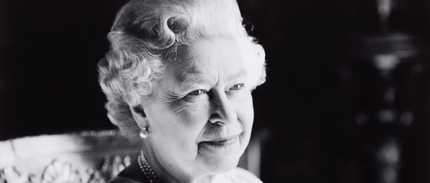 A black and white picture of Her Majesty Elizabeth II